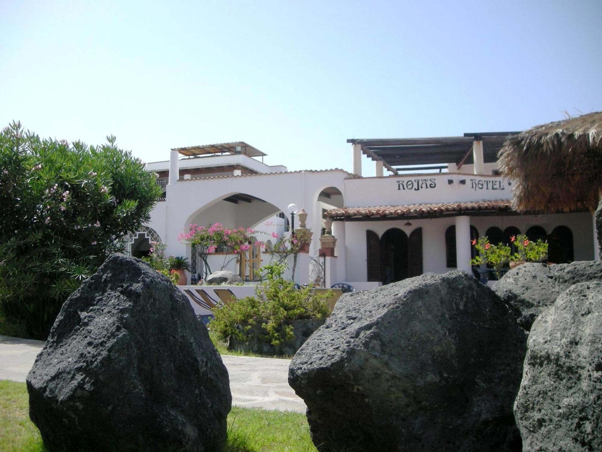 Hotel Rojas Vulcano  Exterior photo